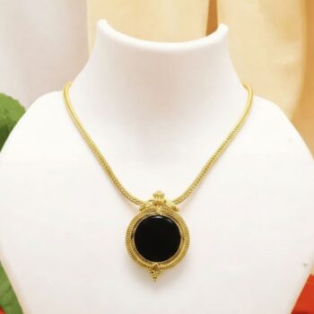 Elegant Gold-Plated Black Stone Pendant Necklace (PN-GBD-DR-GD-7342)