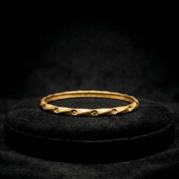 The Infinite Chevron Bangle VS-GLD-0